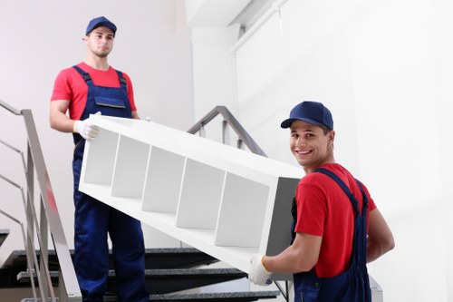 Local moving van service for home and business moves in Finsbury Park