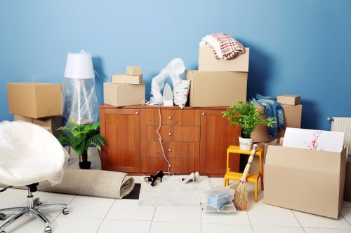 A moving van service in Finsbury Park handling local house move items