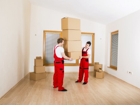 Removal team assisting a flat move in Finsbury Park