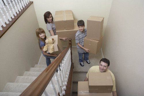 Finsbury Park moving assistance with boxes and household belongings